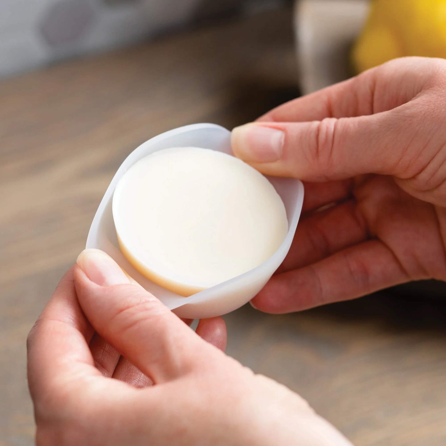 Flip Dish Silicone